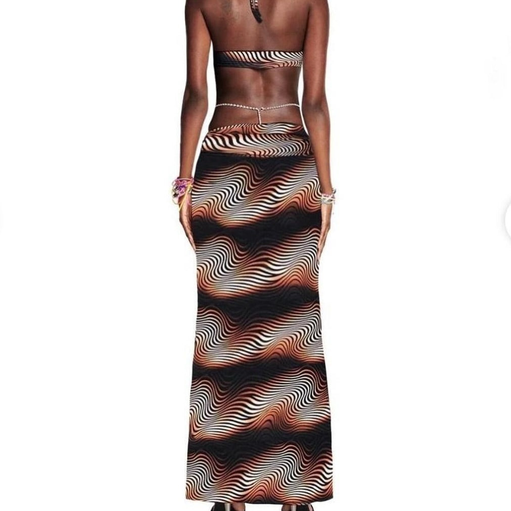 Valera In Brown Wave