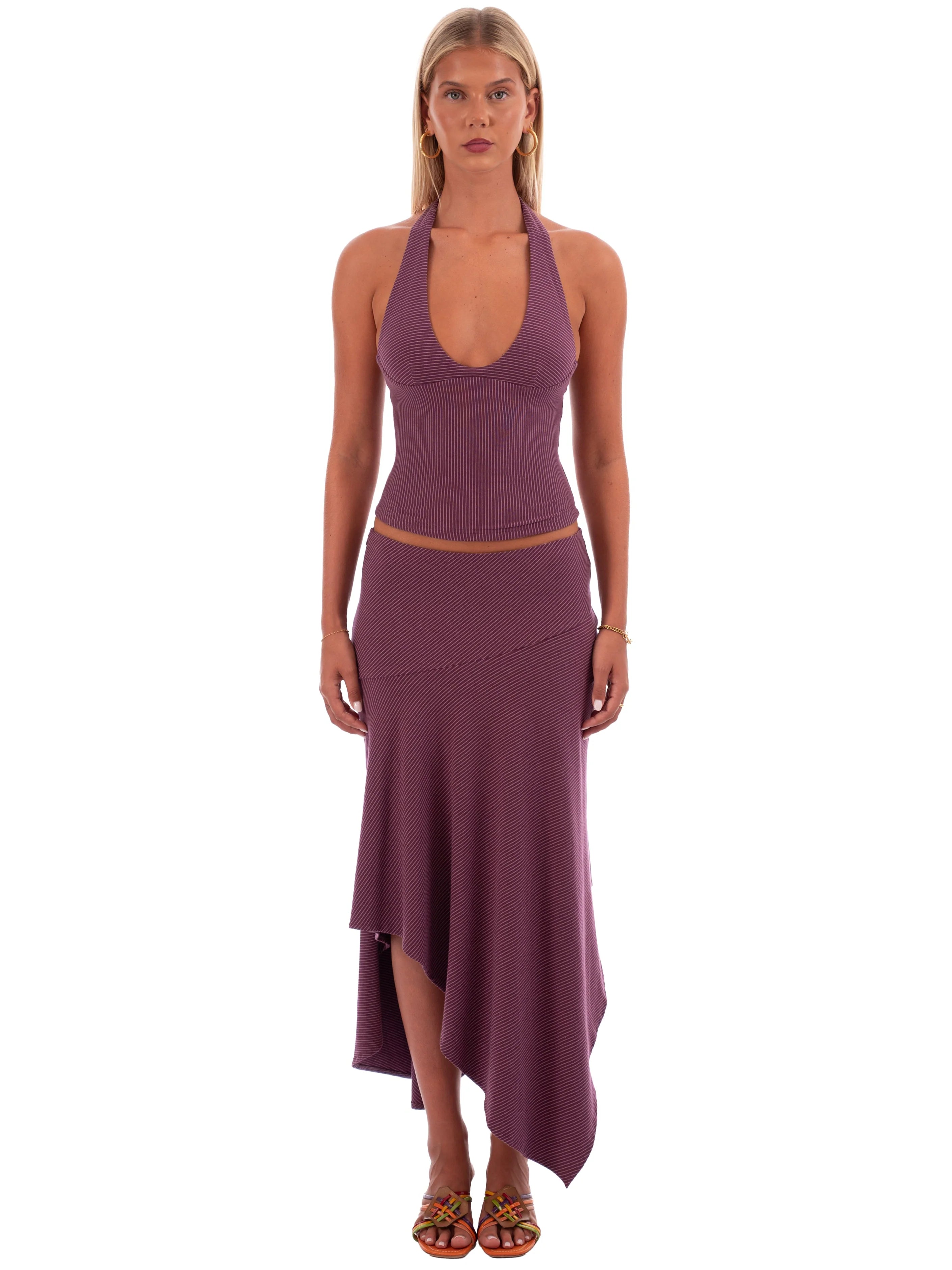 Yasmin set in Plum