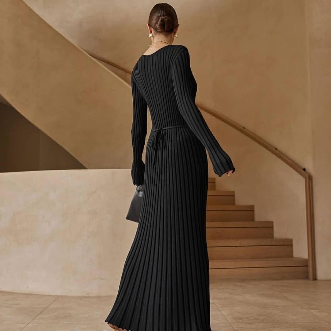 Reign Dress In Black