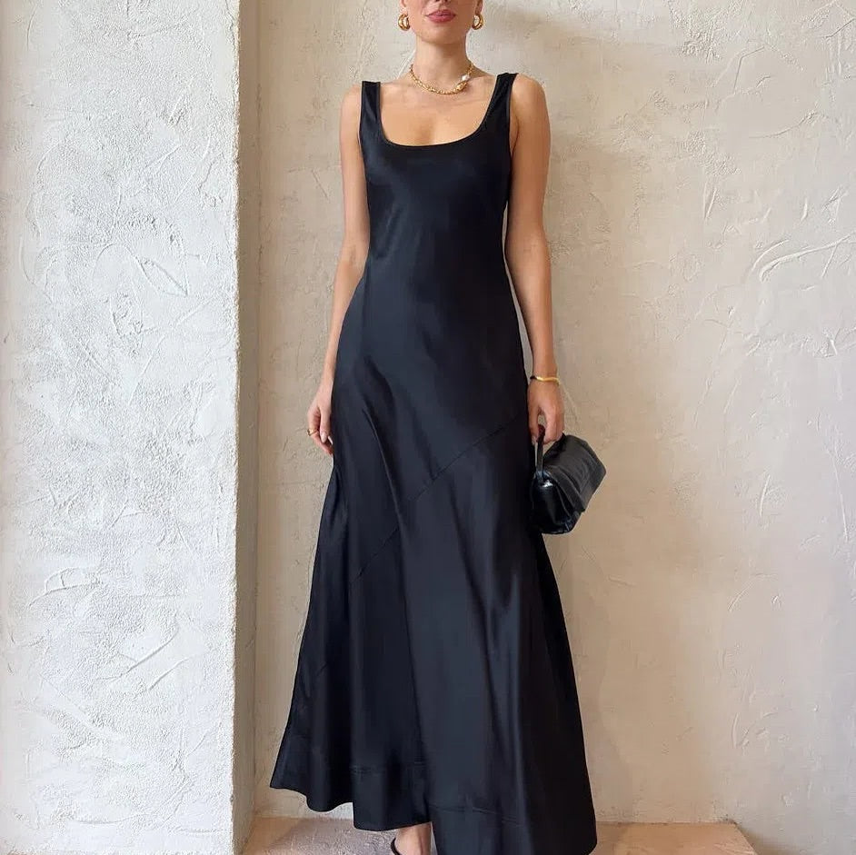 Beneath The Stars Maxi In Black