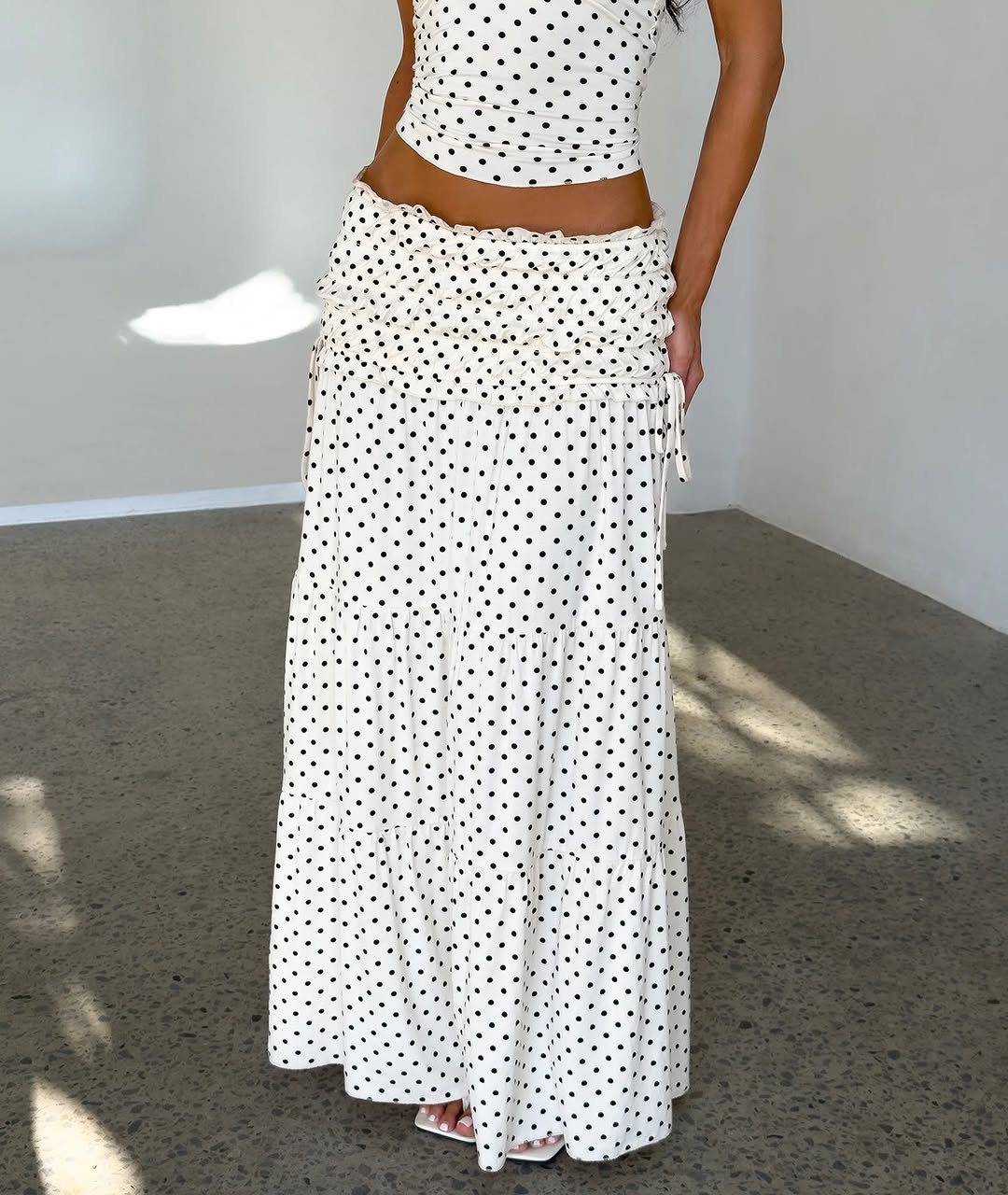 Denali set in Cream Polka