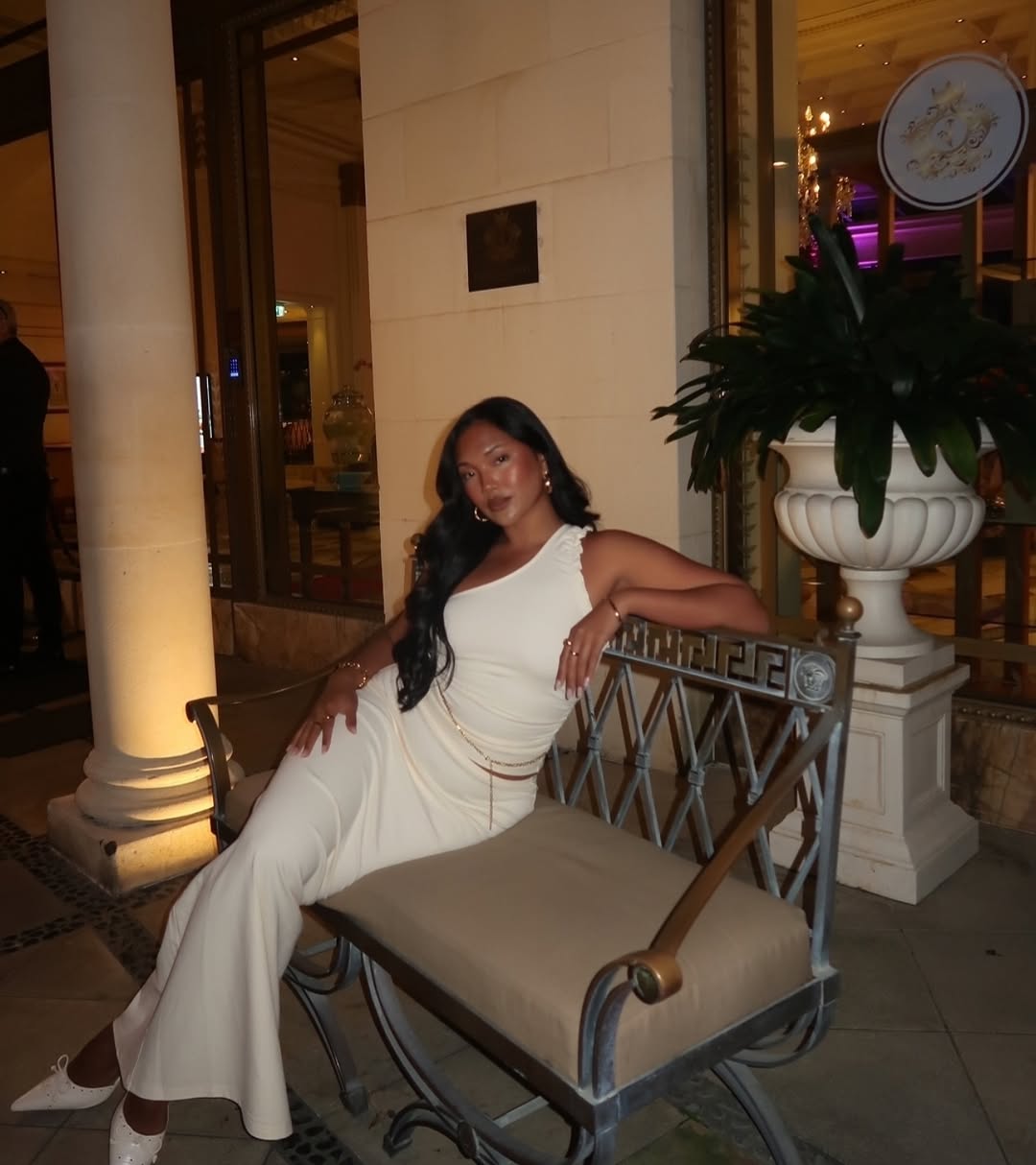 Maeve Set in Cream